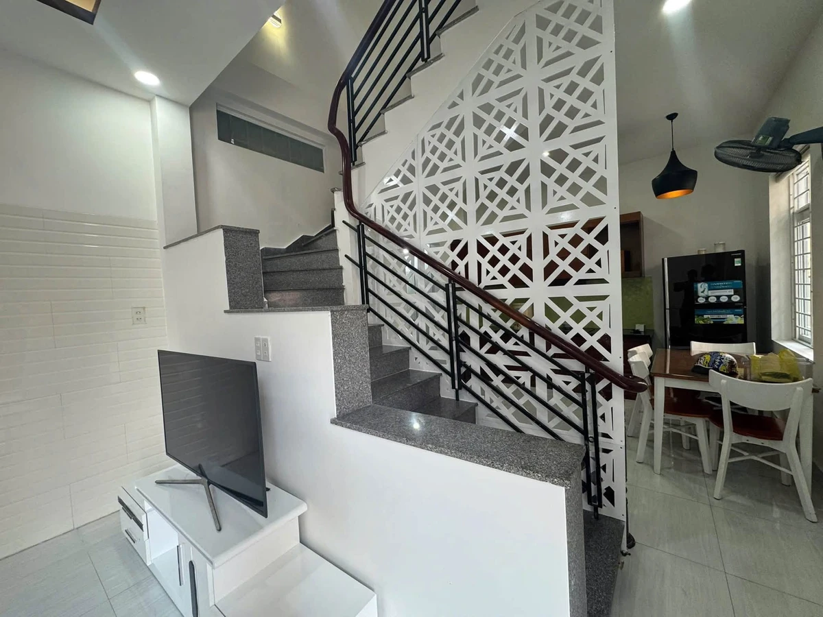 Bán nhà góc 2 mặt tiền 50m² Nha Trang, giá 8.5 tỷ - Ảnh thu nhỏ 2