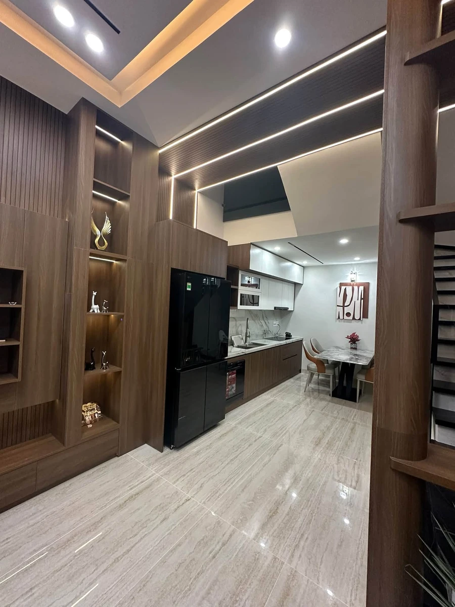 Bán nhà mặt tiền 3 tầng 4PN Tôn Đản Đà Nẵng 7,89 tỷ - Ảnh thu nhỏ 3