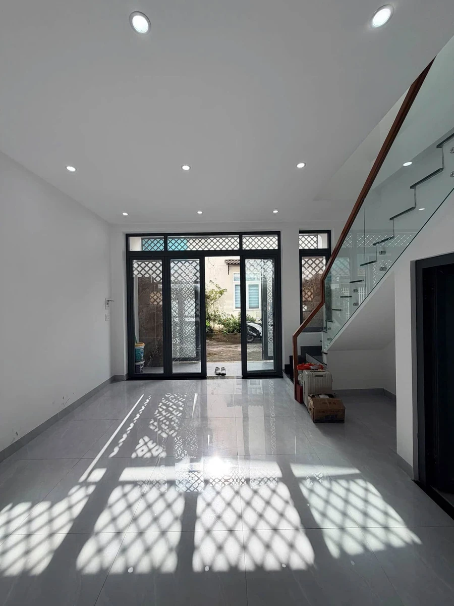 Nhà bán 150m² hẻm Nam Quốc Cang Đắk Lắk 2,749 tỷ - Ảnh thu nhỏ 3