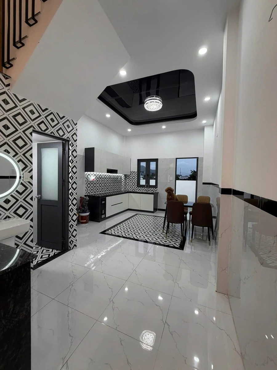 Bán nhà 3 phòng ngủ 74m² Quý Nhuận Quận 7 - Ảnh thu nhỏ 4