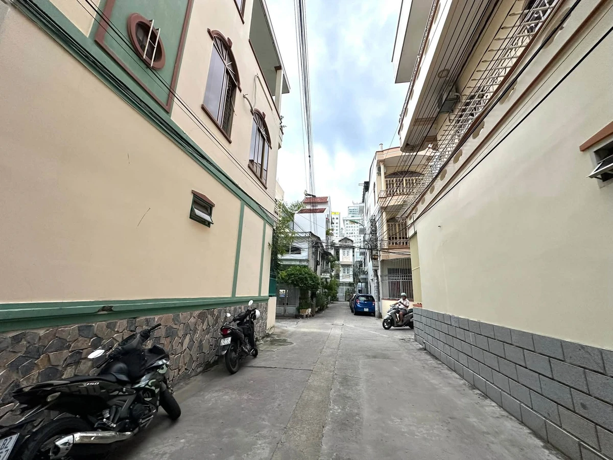 Bán nhà 3 tầng 128m² 7 tỷ gần biển Nha Trang - Ảnh thu nhỏ 2