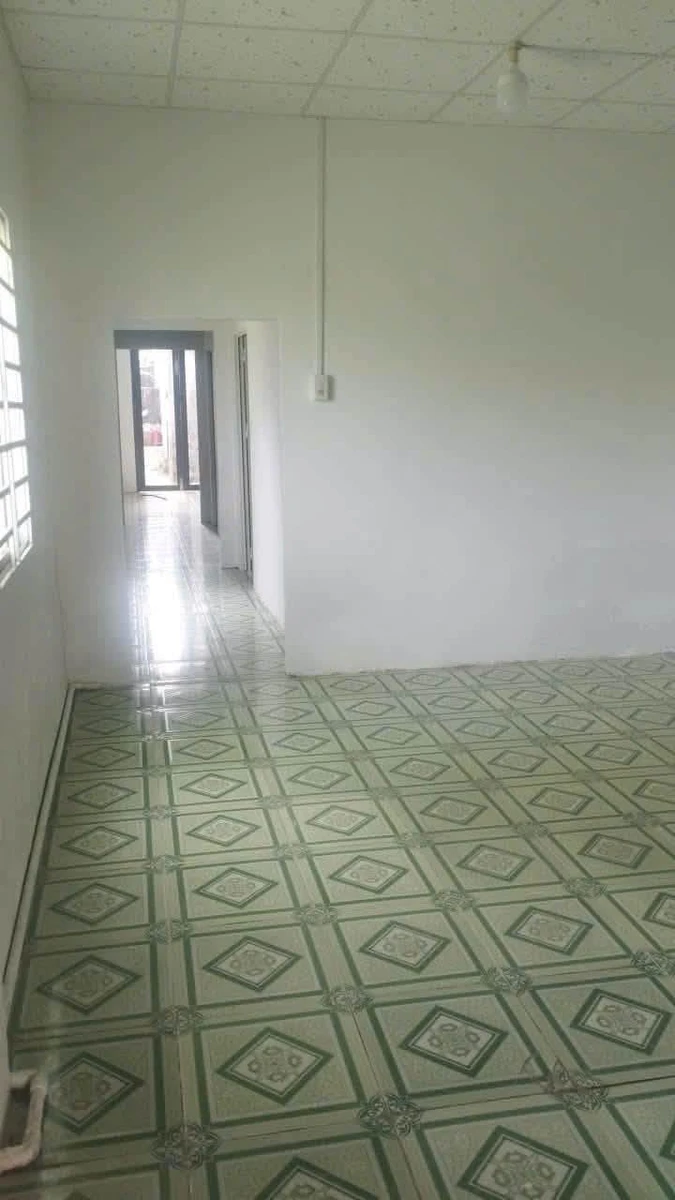Bán nhà hẻm Mai Thị Hồng Hạnh 112m² 2PN Rạch Sỏi 800 triệu - Ảnh thu nhỏ 2
