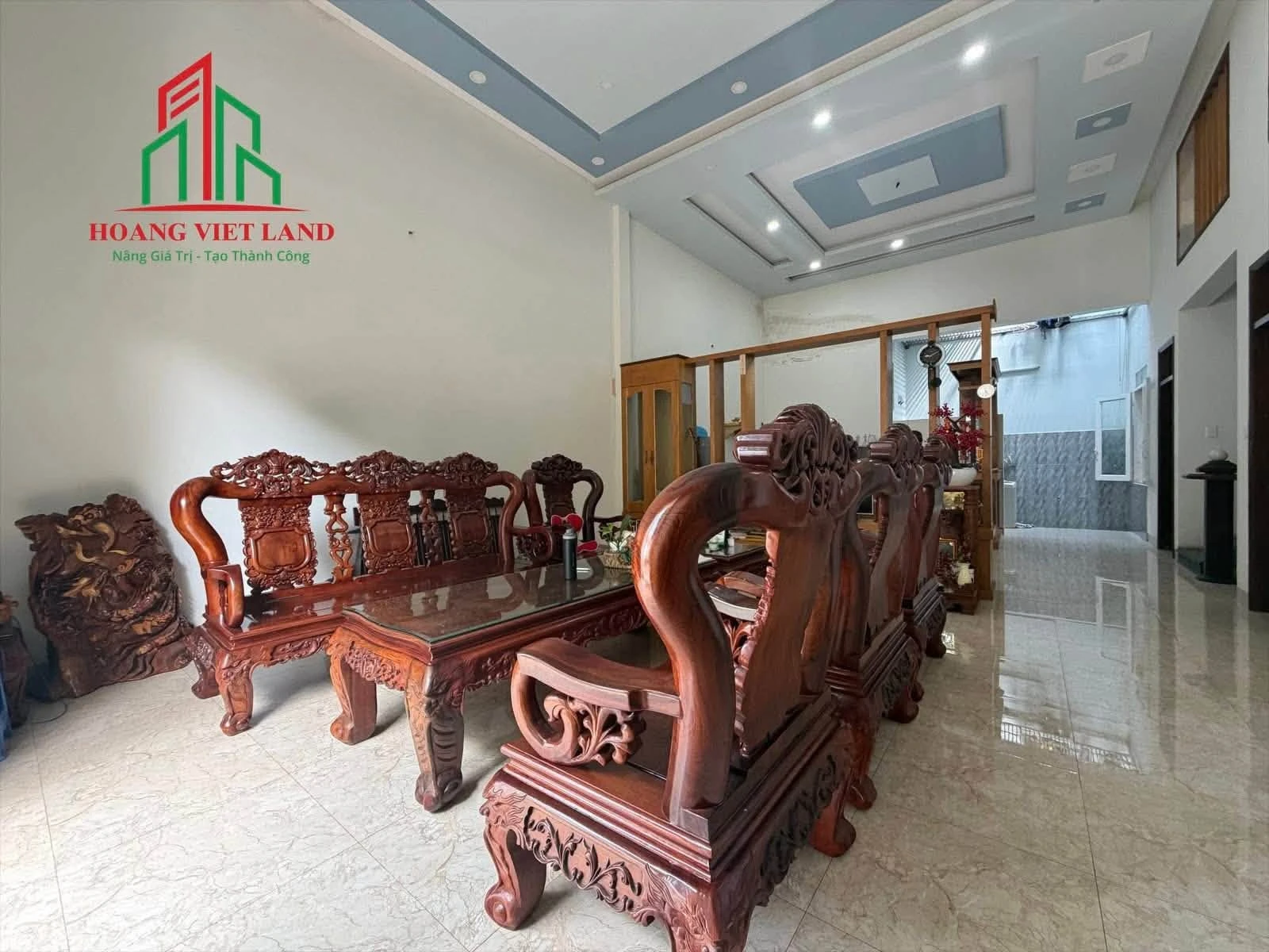 Bán nhà mê lửng 3PN mặt tiền 10m Trần Nhật Duật 10 tỷ - Ảnh 1