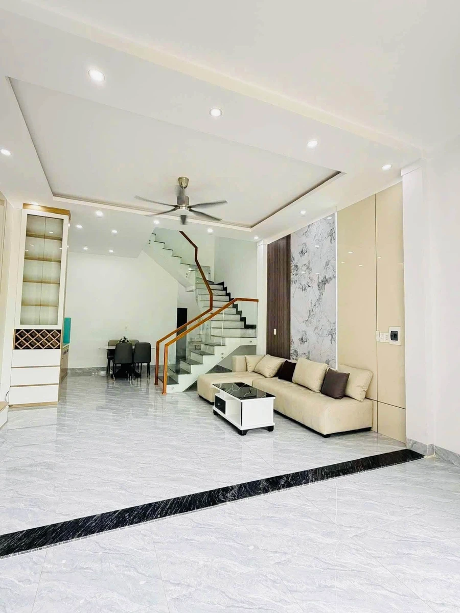 Bán nhà 1 trệt 1 lầu 5x15m, 3 phòng ngủ, sổ riêng thổ cư KP2 Phường Trảng Dài, Đồng Nai - Ảnh thu nhỏ 2