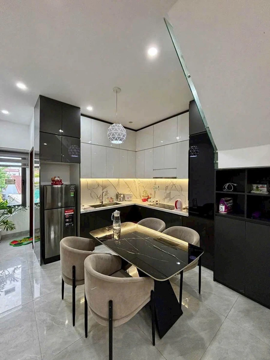 Bán nhà 3 tầng 120m2 kinh doanh homestay Điện Biên Phủ Huế - Ảnh thu nhỏ 4