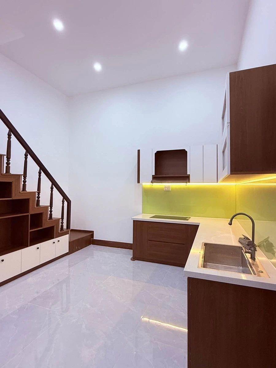 Bán nhà 2 tầng 138m² mặt tiền Trường Chinh Đà Nẵng - Ảnh thu nhỏ 2