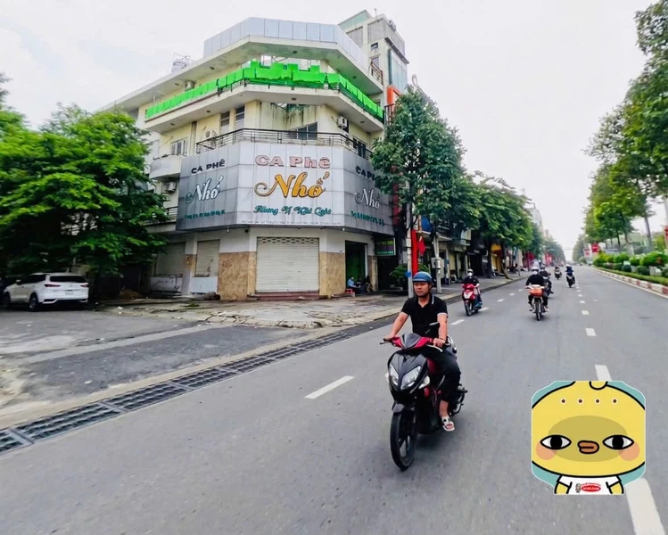 Bán nhà phố kinh doanh 4 tầng mặt tiền Đồng Khởi 200m2 Đồng Nai