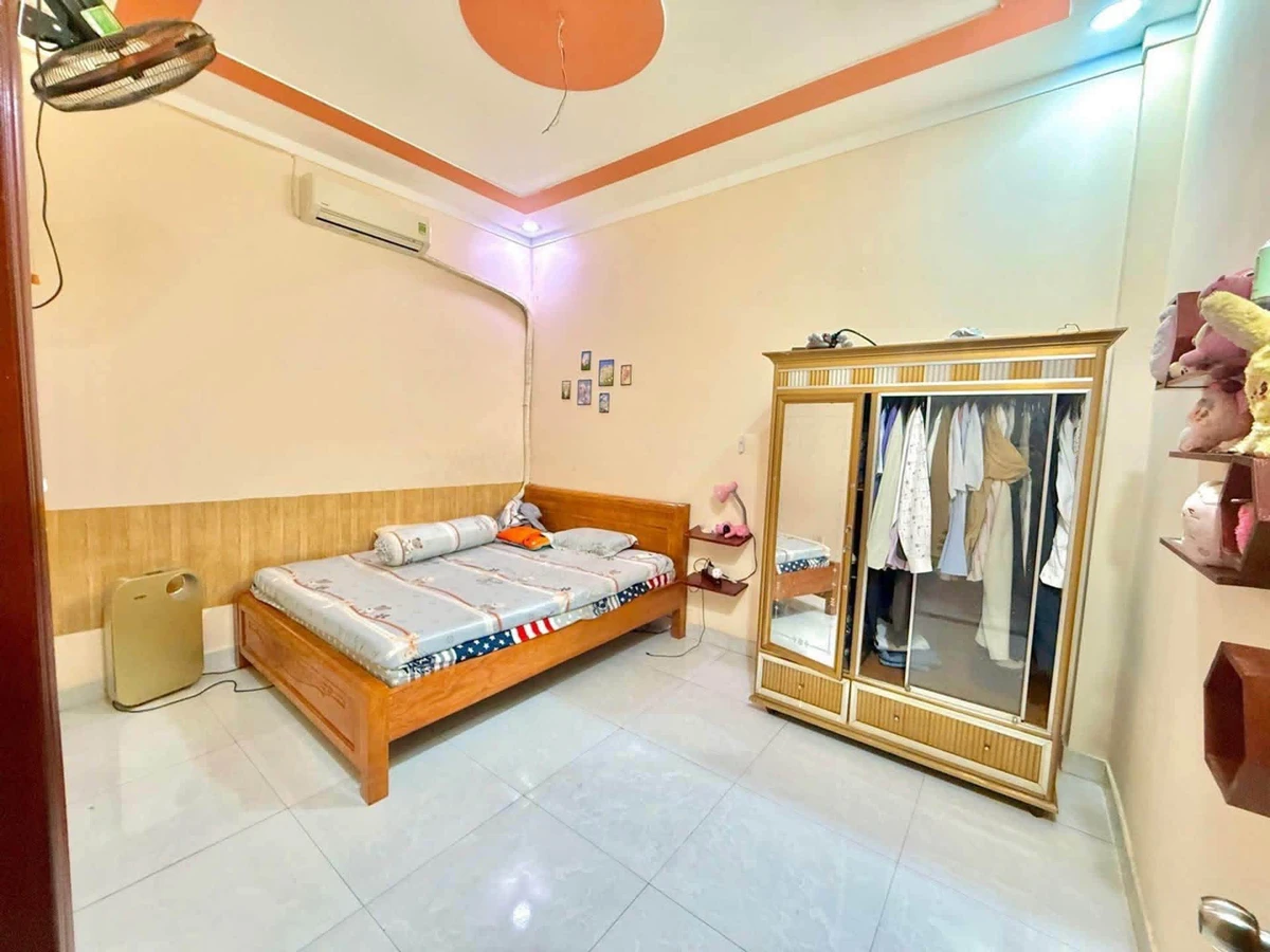 Bán nhà mặt tiền 81m2, 3 tầng, Dĩ An - trên 9 tỷ - Ảnh thu nhỏ 5