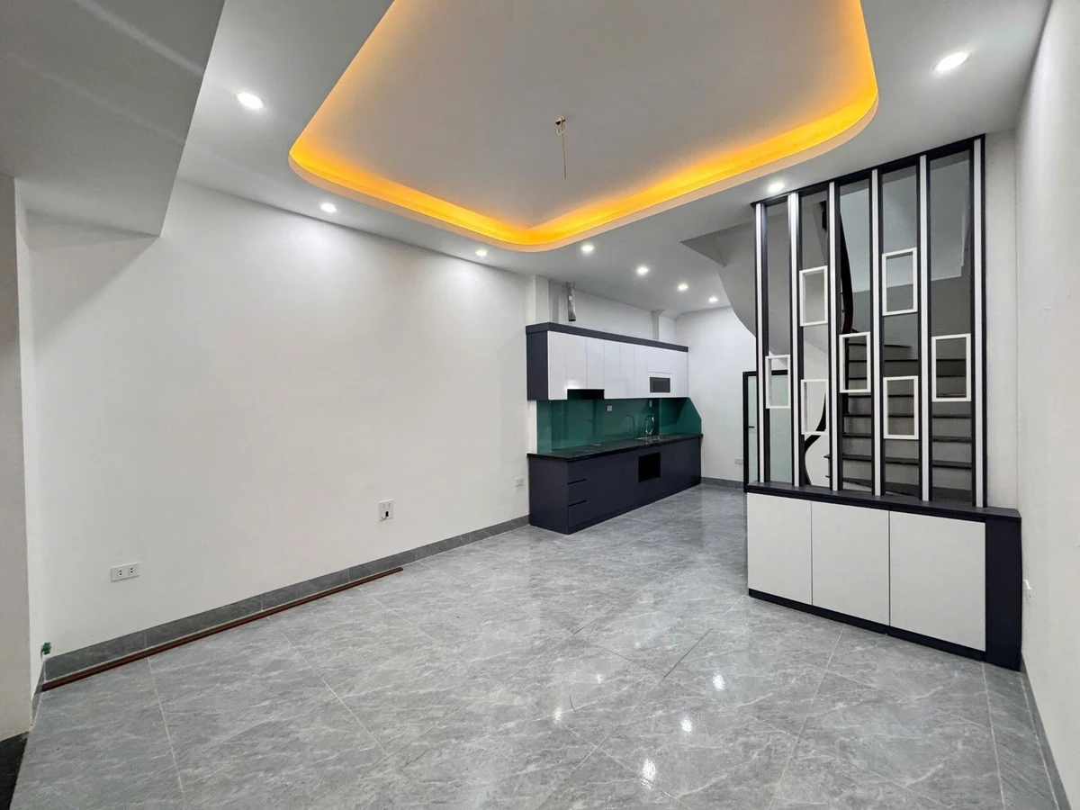 Bán nhà 5 tầng 30m² gần chợ Ngã tư Trôi, Hoài Đức 3,75 tỷ - Ảnh thu nhỏ 2
