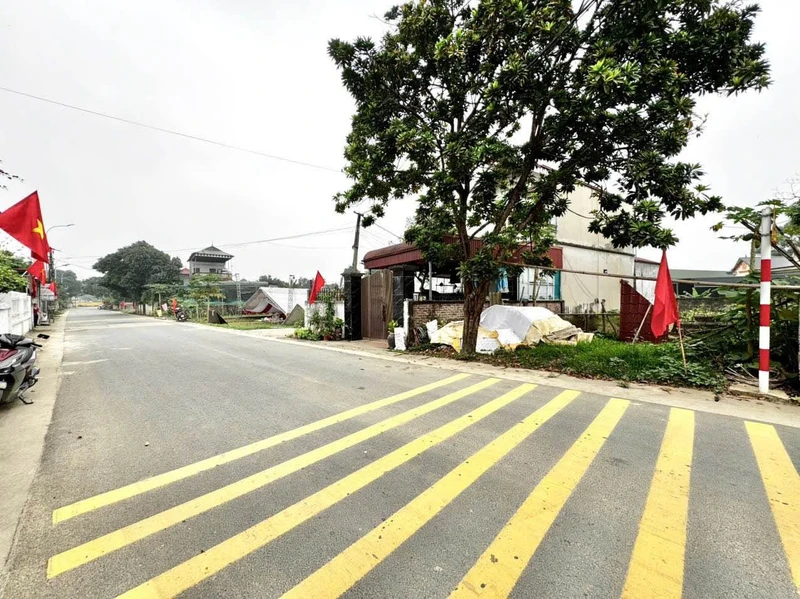 Bán đất 80m2 thổ cư Lương Sơn Hòa Bình 4 tỷ gần KCN