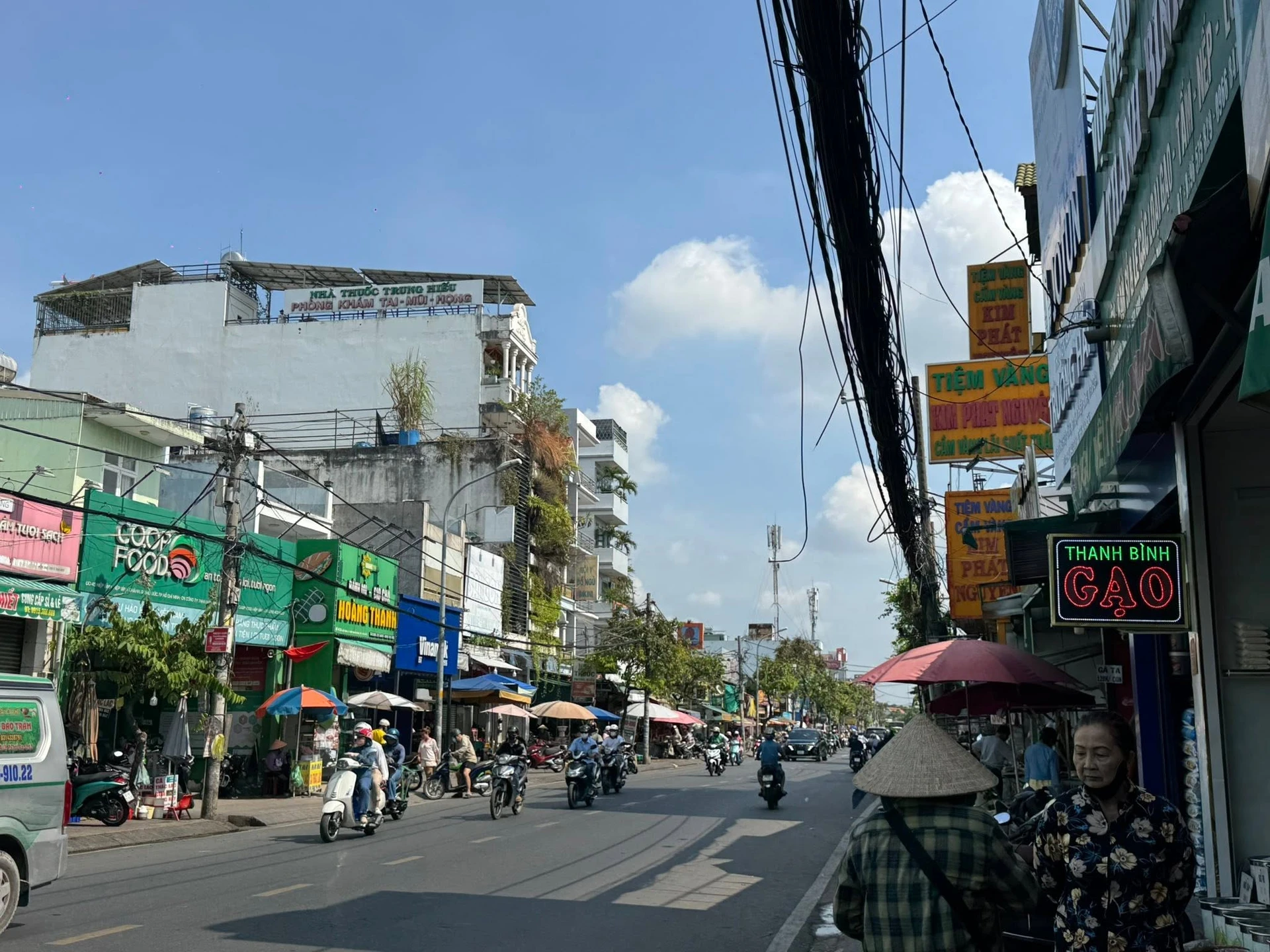 Bán shophouse mặt tiền chợ Hiệp Bình 100m2, 18.6 tỷ - Ảnh 1