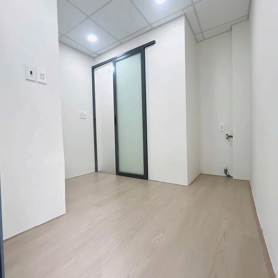 Bán nhà SHR 2 tầng 2PN Quận 4 giá 1 tỷ 850 triệu - Ảnh thu nhỏ 2