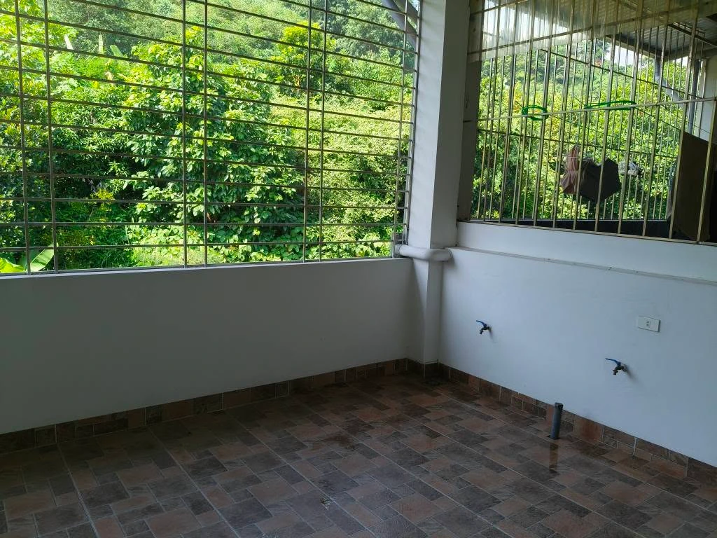 Bán nhà 3 tầng 100m² Ca Văn Thỉnh, Bình Tân, 4 tỷ - Ảnh thu nhỏ 4