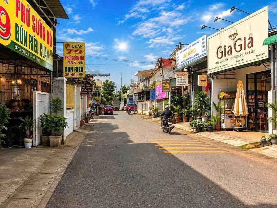 Bán nhà mặt tiền Đào Duy Từ, Đức Trọng, Lâm Đồng 56m2 giá 3.2 tỷ - Ảnh thu nhỏ 2