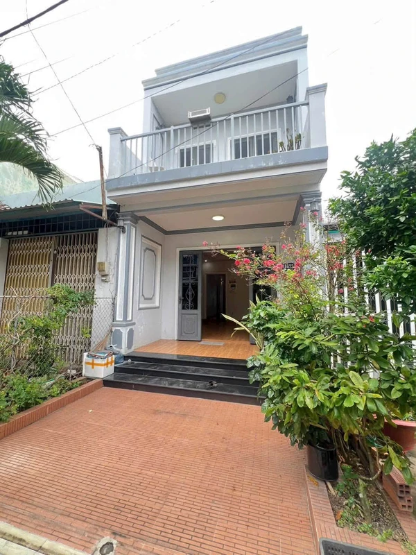 Bán nhà 3PN Ngô Gia Tự Rạch Giá 80m² 2 tỷ 400