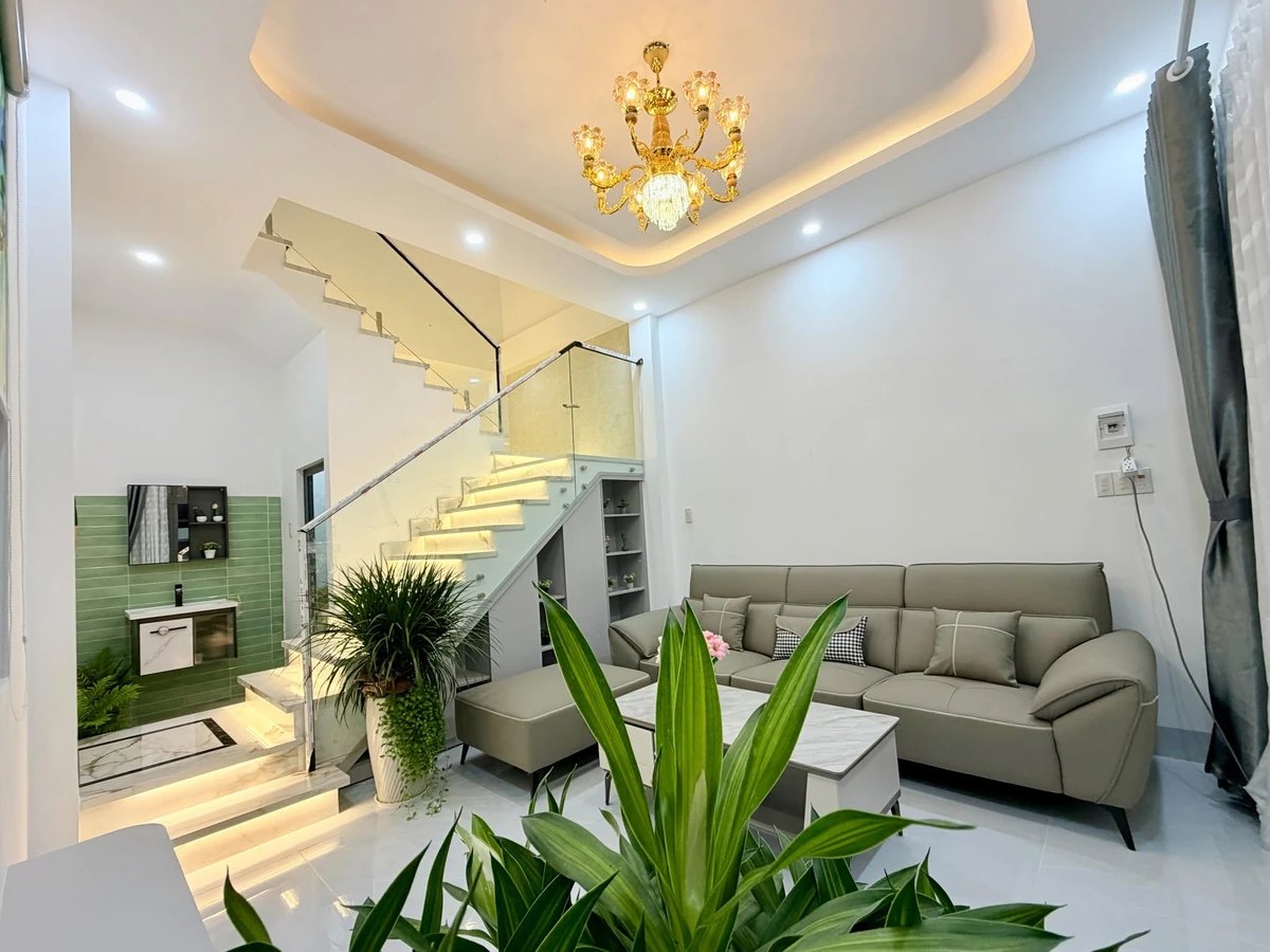 Bán nhà 1 trệt 1 lầu 96m² Rạch Giá An Giang 2 tỷ 450 triệu - Ảnh thu nhỏ 3