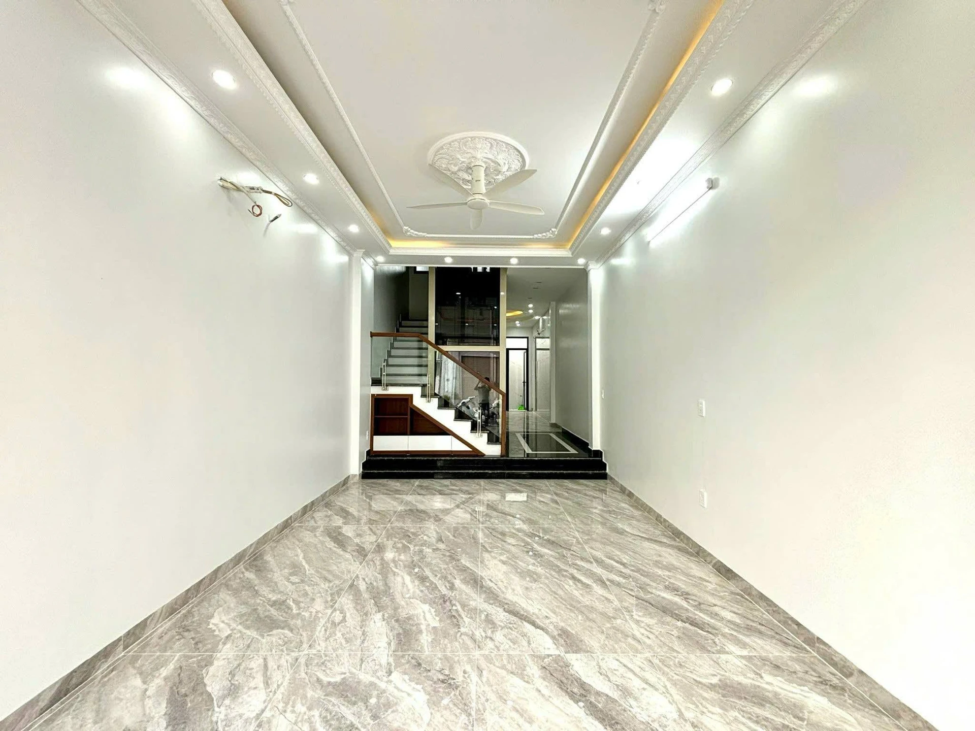 Bán nhà phố mặt đường Mai Trung Thứ 64m2, hơn 6 tỷ - Ảnh 1