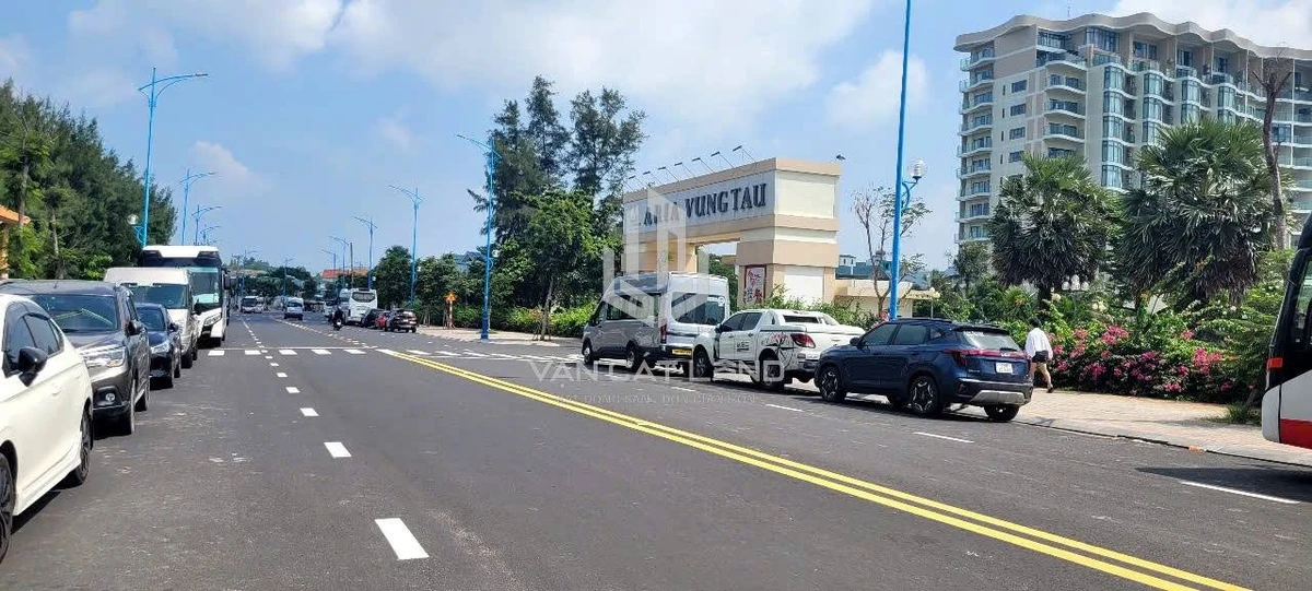 Bán đất góc 2 mặt tiền 6.896m² khu biệt thự Thanh Bình, Hà Huy Tập, Vũng Tàu giá 250 tỷ - Ảnh 1