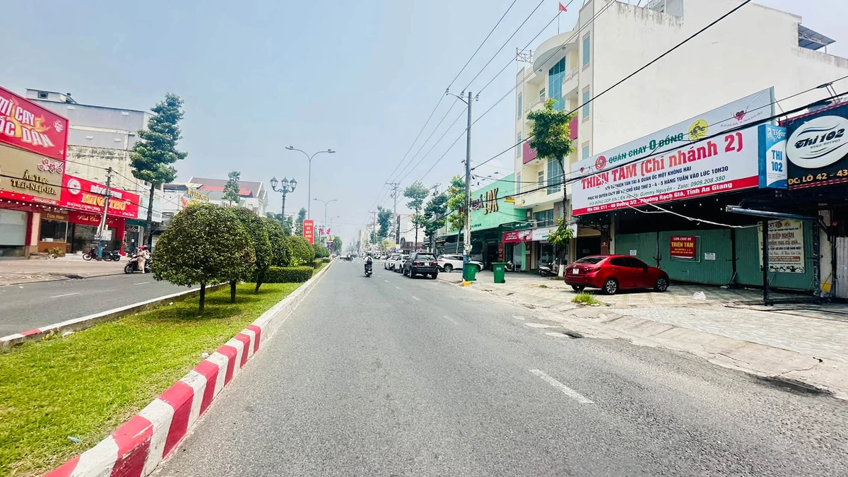 Bán đất mặt tiền 450m² ngay trung tâm Rạch Giá - Ảnh thu nhỏ 5