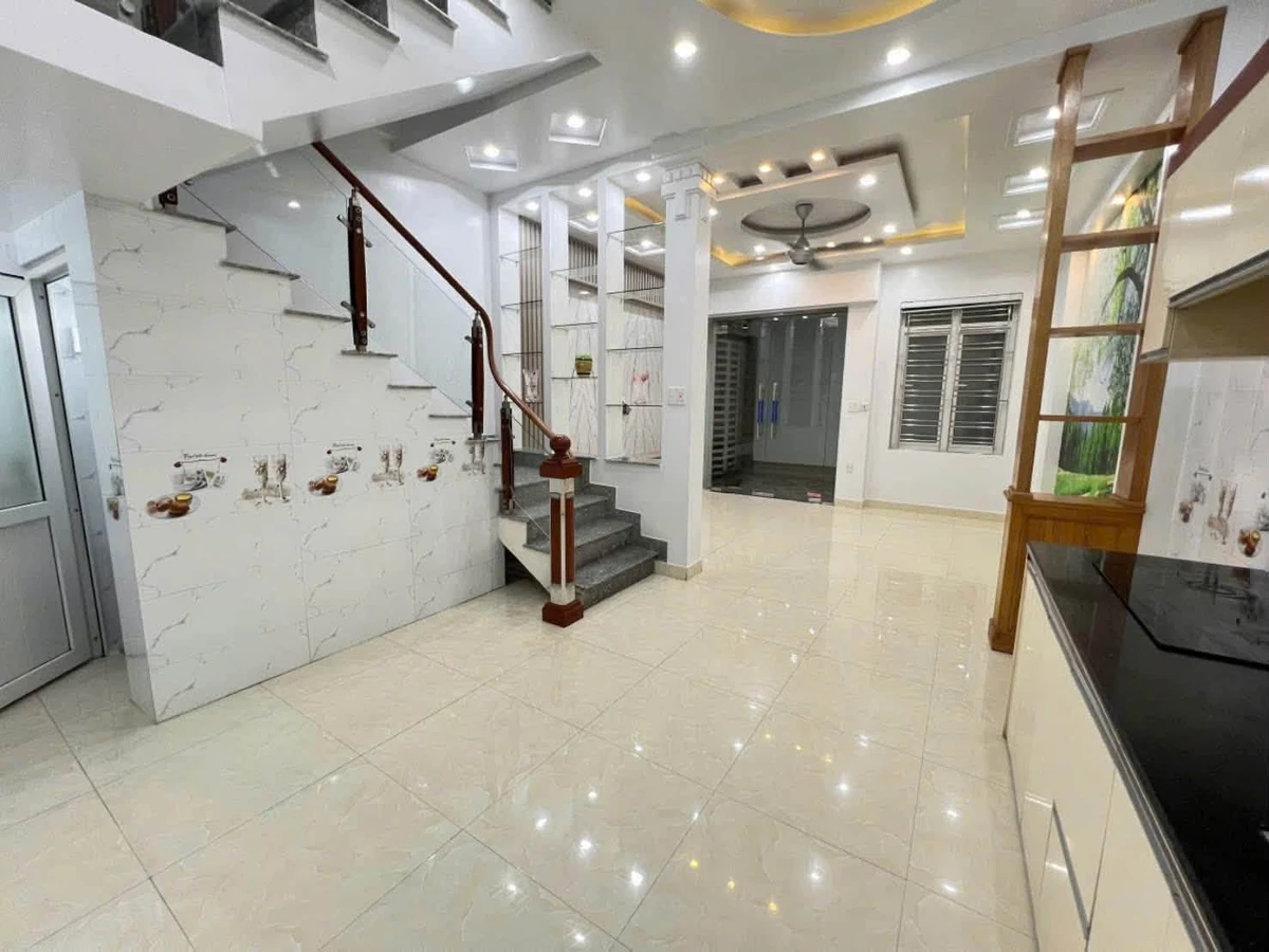 Bán nhà phố độc lập 51m2, 4 tầng 4PN tại Kiều Sơn, Tân Bình - Ảnh thu nhỏ 2