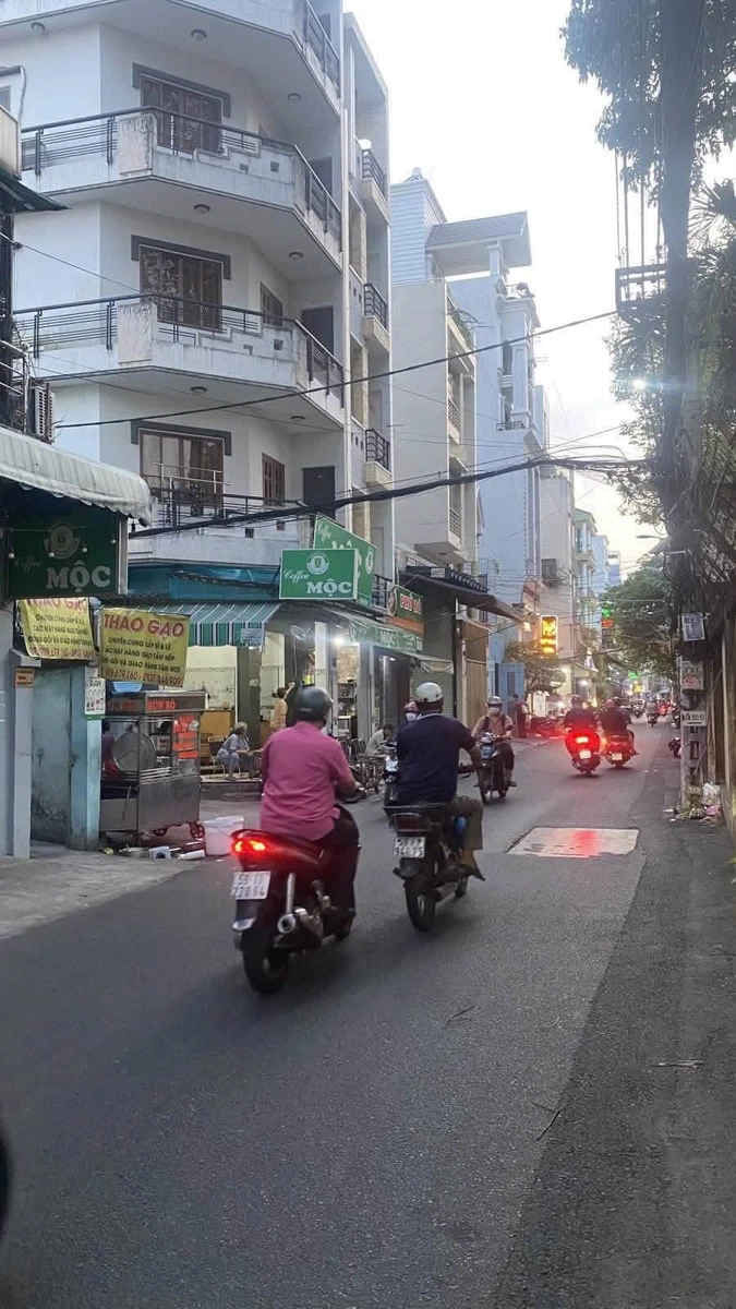 Bán nhà nát 6x12m gần Tòa nhà Viettel Quận 10, giá 7,5 tỷ - Ảnh thu nhỏ 2