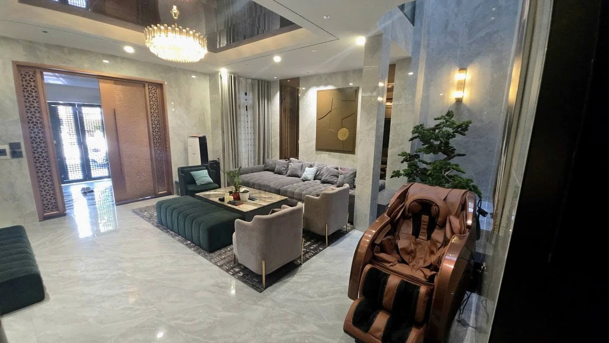 Bán biệt thự Chánh Nghĩa 10x20m (200m²), 6PN, 22.9 tỷ - Ảnh thu nhỏ 2