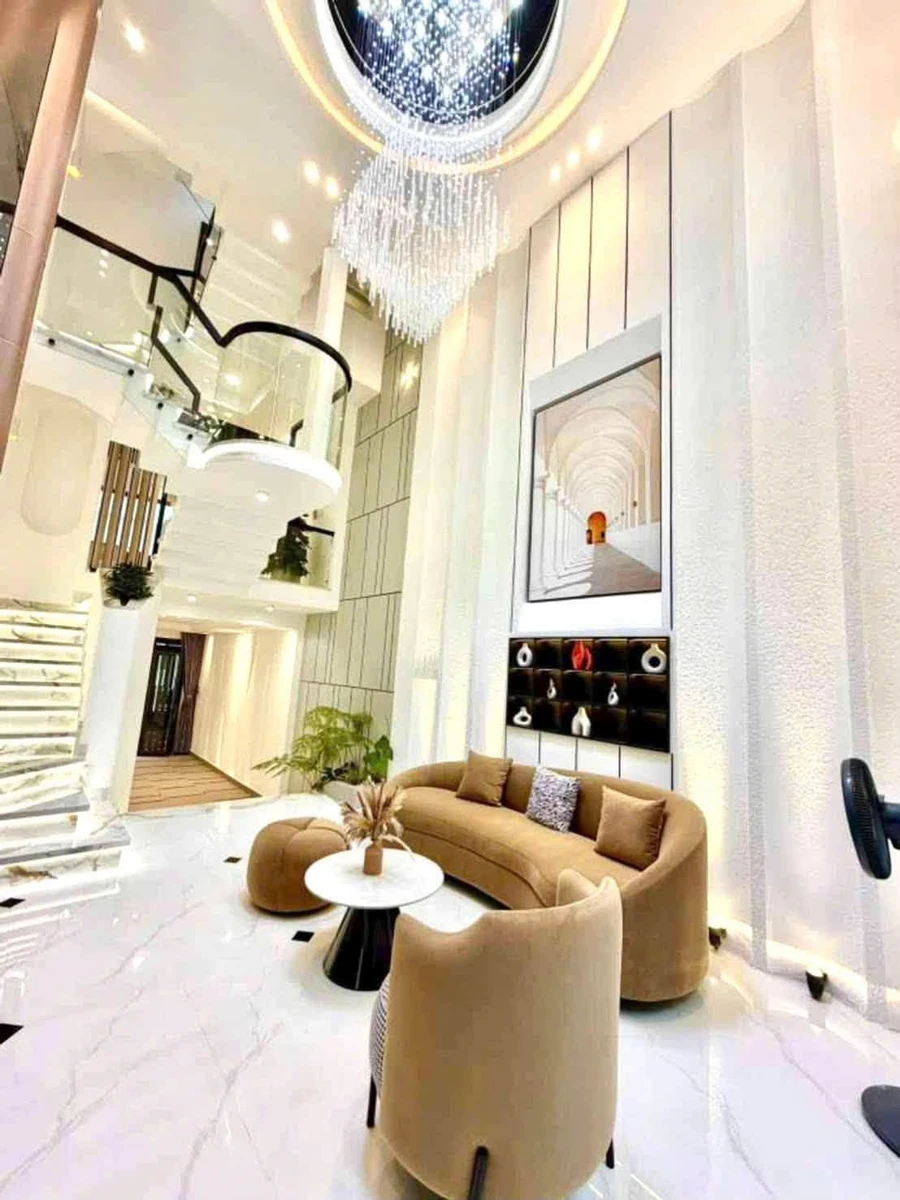 Bán nhà 5 tầng 4x16m, 4PN, xe hơi vào nhà, Bình Trị Đông, Bình Tân - 8,2 tỷ - Ảnh thu nhỏ 2