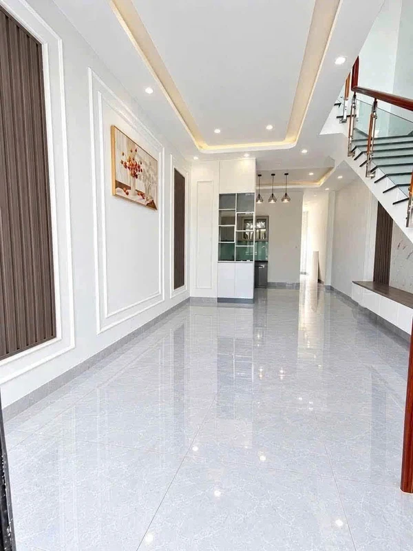 Bán nhà 1 trệt 1 lầu 3PN Tương Bình Hiệp Bình Dương 2.55 tỷ