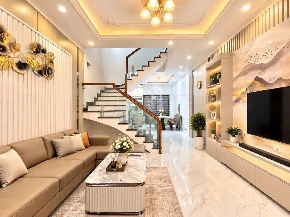 Bán nhà 4 tầng 60m² Trần Nguyên Hãn Quận 12, 2,95 tỷ - Ảnh 1