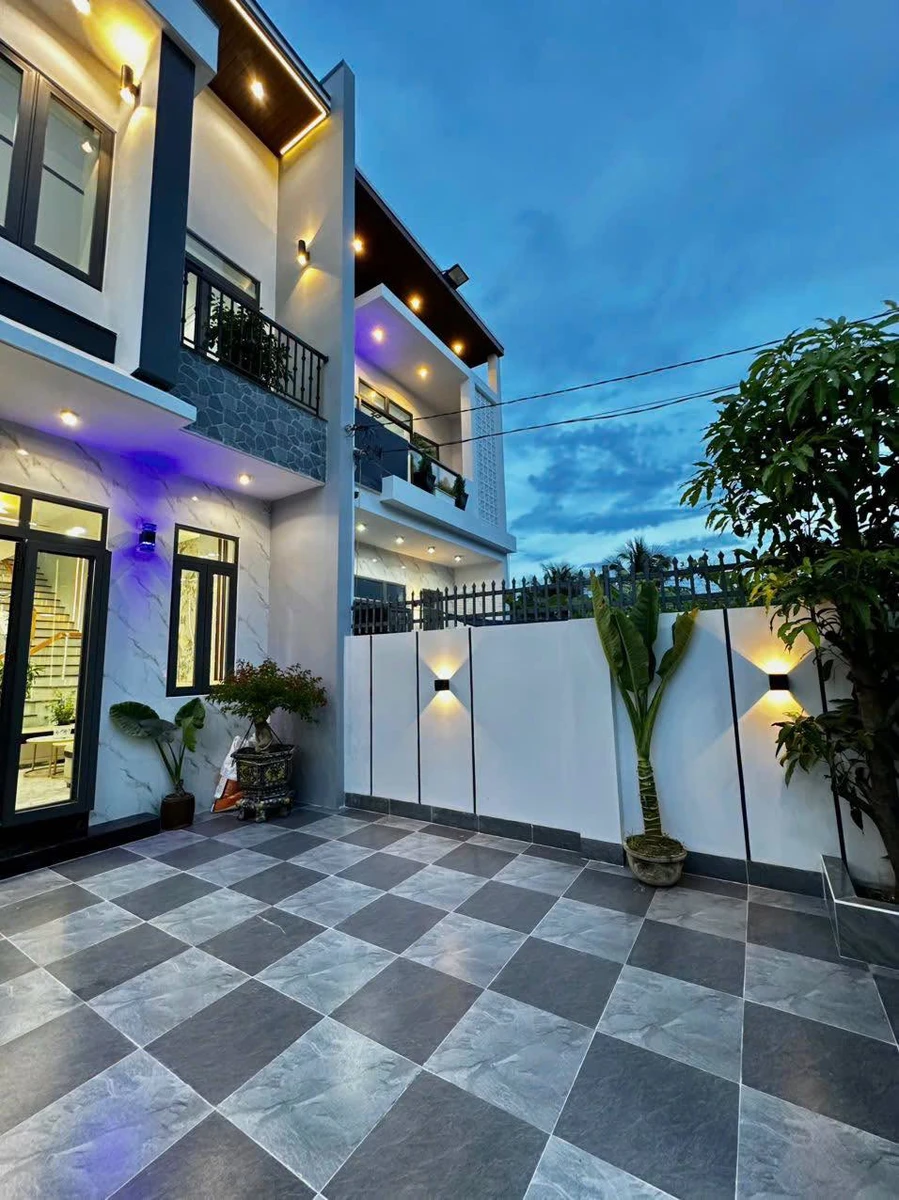 Bán nhà 2 tầng 110.7m2 full nội thất Diên Khánh - Ảnh thu nhỏ 2