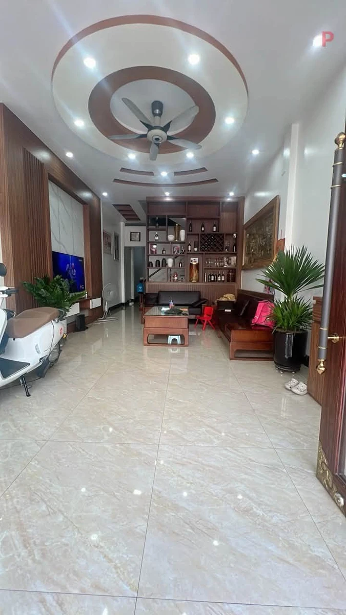 Bán nhà 2 tầng 4 phòng ngủ 90m2 Phố Hưng Thịnh - Ảnh thu nhỏ 2