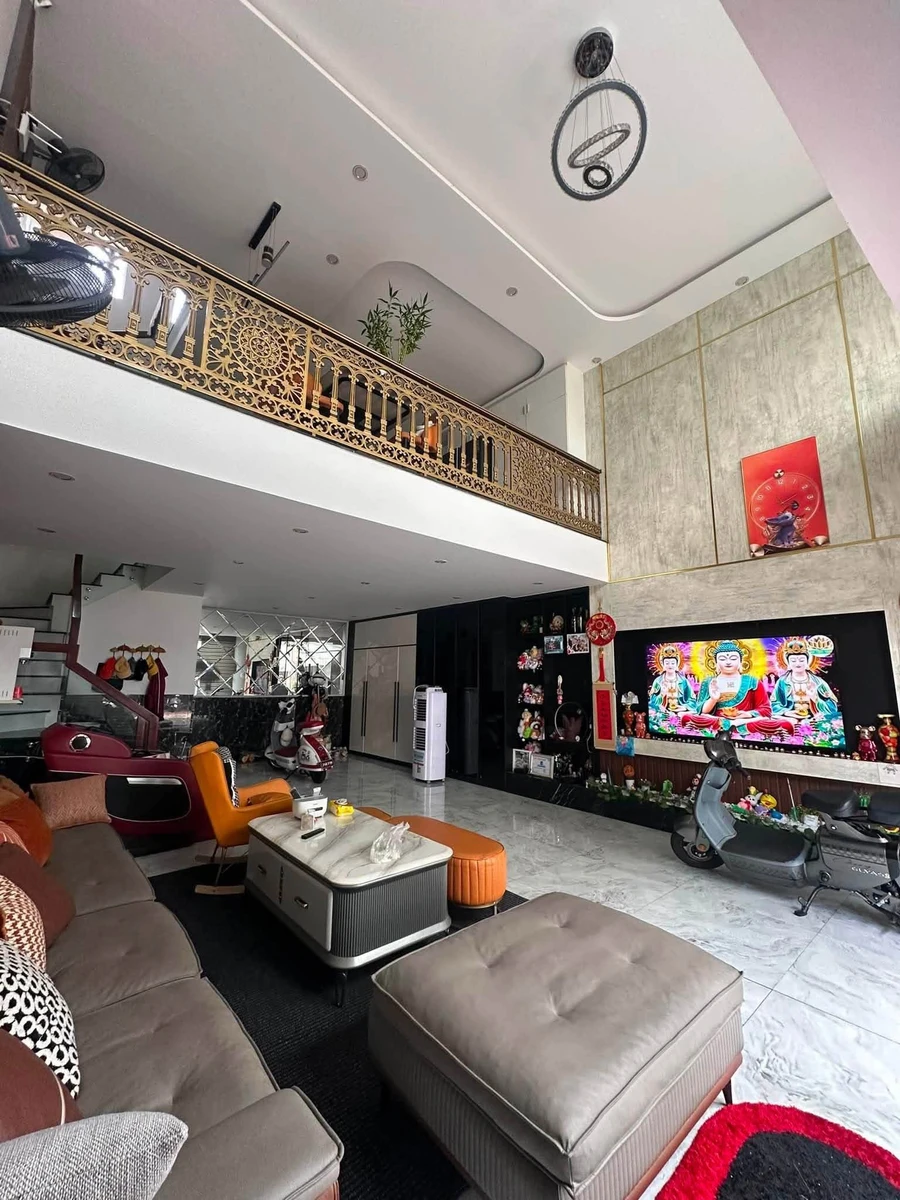 Bán nhà mặt tiền 60m2, 3 tầng, 3PN Hoàng Văn Thụ, Quy Nhơn 8.2 tỷ - Ảnh thu nhỏ 5