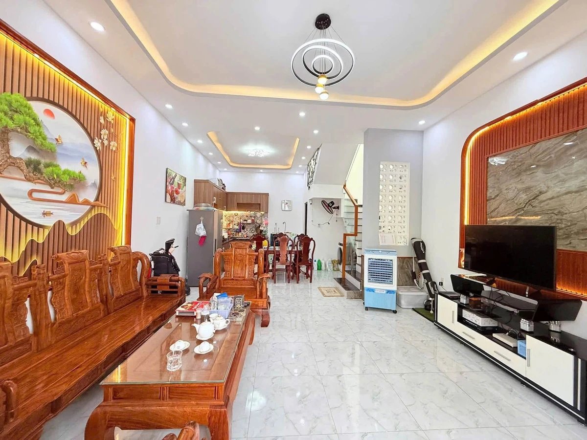 Bán nhà Vũng Tàu 2PN 56m2 gần công viên Bãi Trước 4,5 tỷ - Ảnh 1