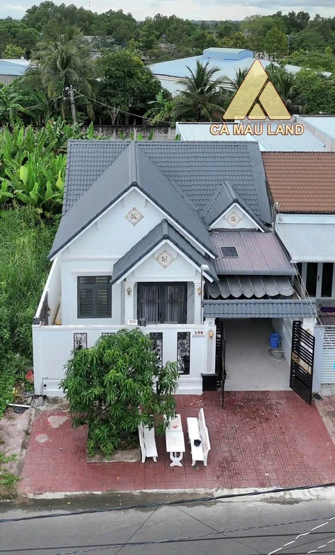 Bán nhà mái Thái 150m² tại Licogi Cà Mau, 3 tỷ