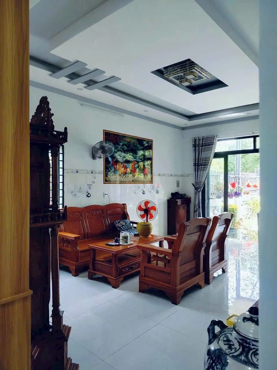 Bán nhà mái thái 185m2, 8x23m, Bà Rịa, giá 2 tỷ 990 triệu - Ảnh thu nhỏ 5