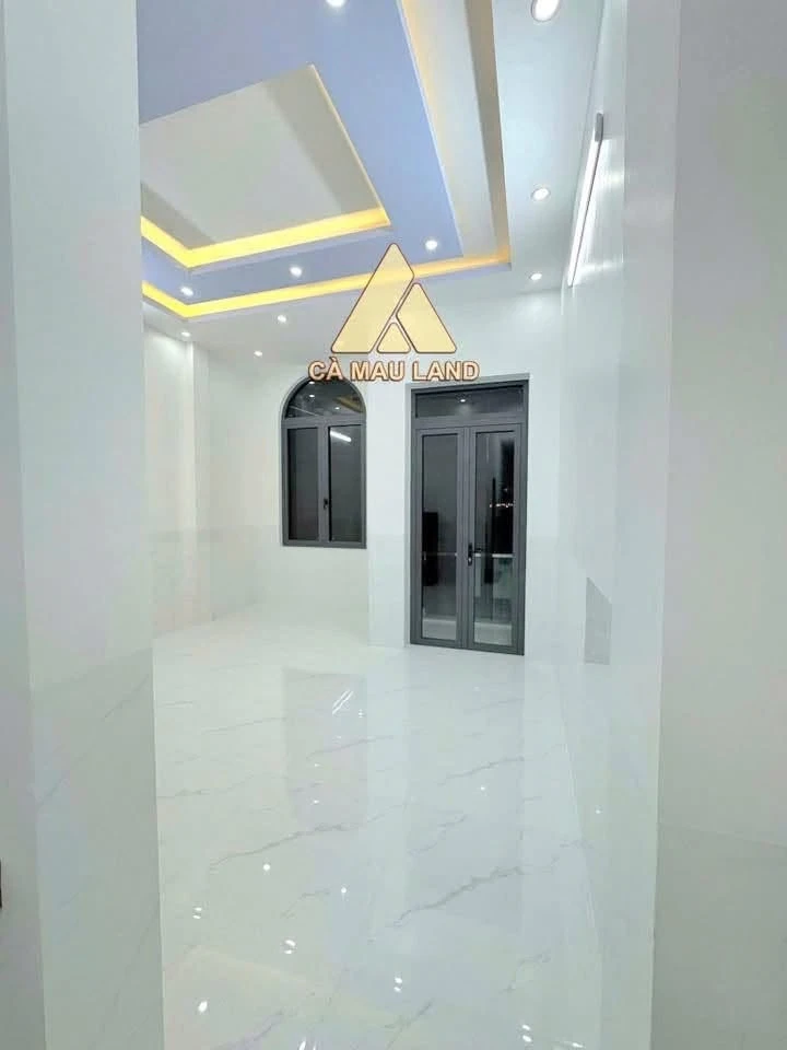 Bán nhà 1 lầu 4 phòng ngủ khu Licogi, Cà Mau, 4,5m x 19m, giá 2 tỷ - Ảnh thu nhỏ 3