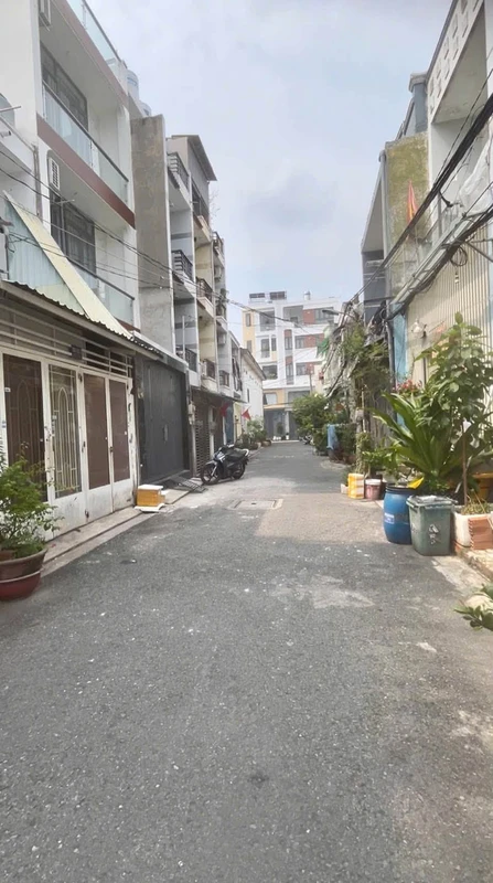Bán nhà 3 phòng, 32,9m2, ngõ Bùi Thị Cúc, Quận 12, 1 tỷ 4 sp0224