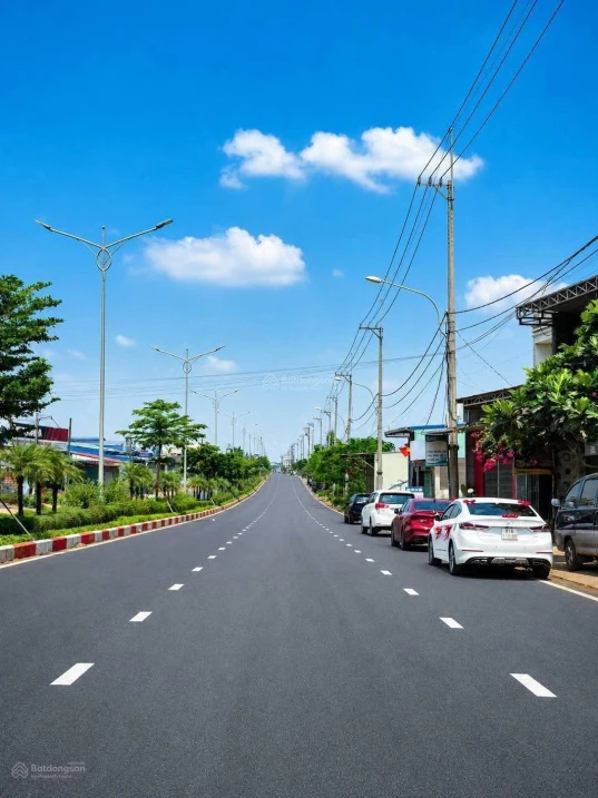 Nhà mặt tiền Nguyễn Chí Thanh vị trí đẹp - Ảnh thu nhỏ 2
