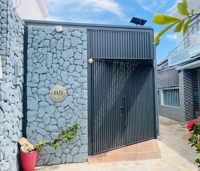 Bán nhà cấp 4 hẻm 79m2, 2PN 2WC, Tuy Hòa - 1tỷ 790
