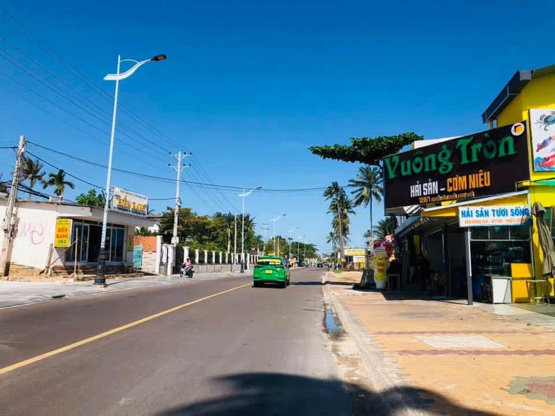 Bán resort mặt tiền Nguyễn Đình Chiểu Phan Thiết 1700m2