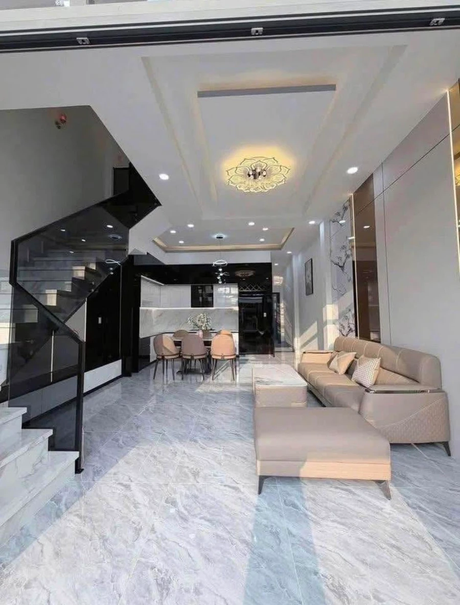 Bán nhà lầu mặt tiền Hương Lộ 15, 81m², 1 tỷ 690 triệu - Ảnh thu nhỏ 2
