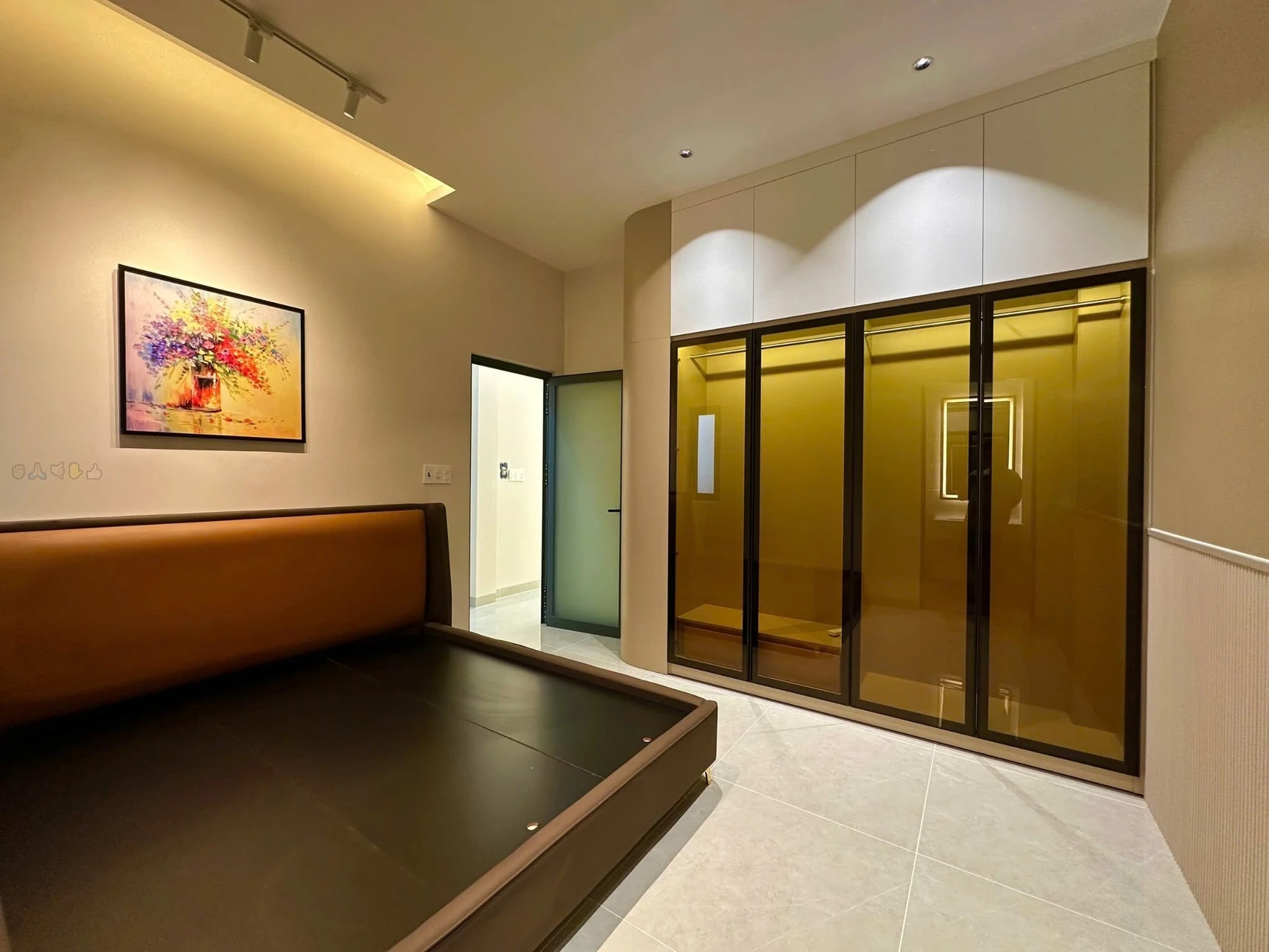 Bán nhà mặt tiền Đặng Thai Mai 5x15m, 3 phòng ngủ, Quận 1 - Ảnh 1
