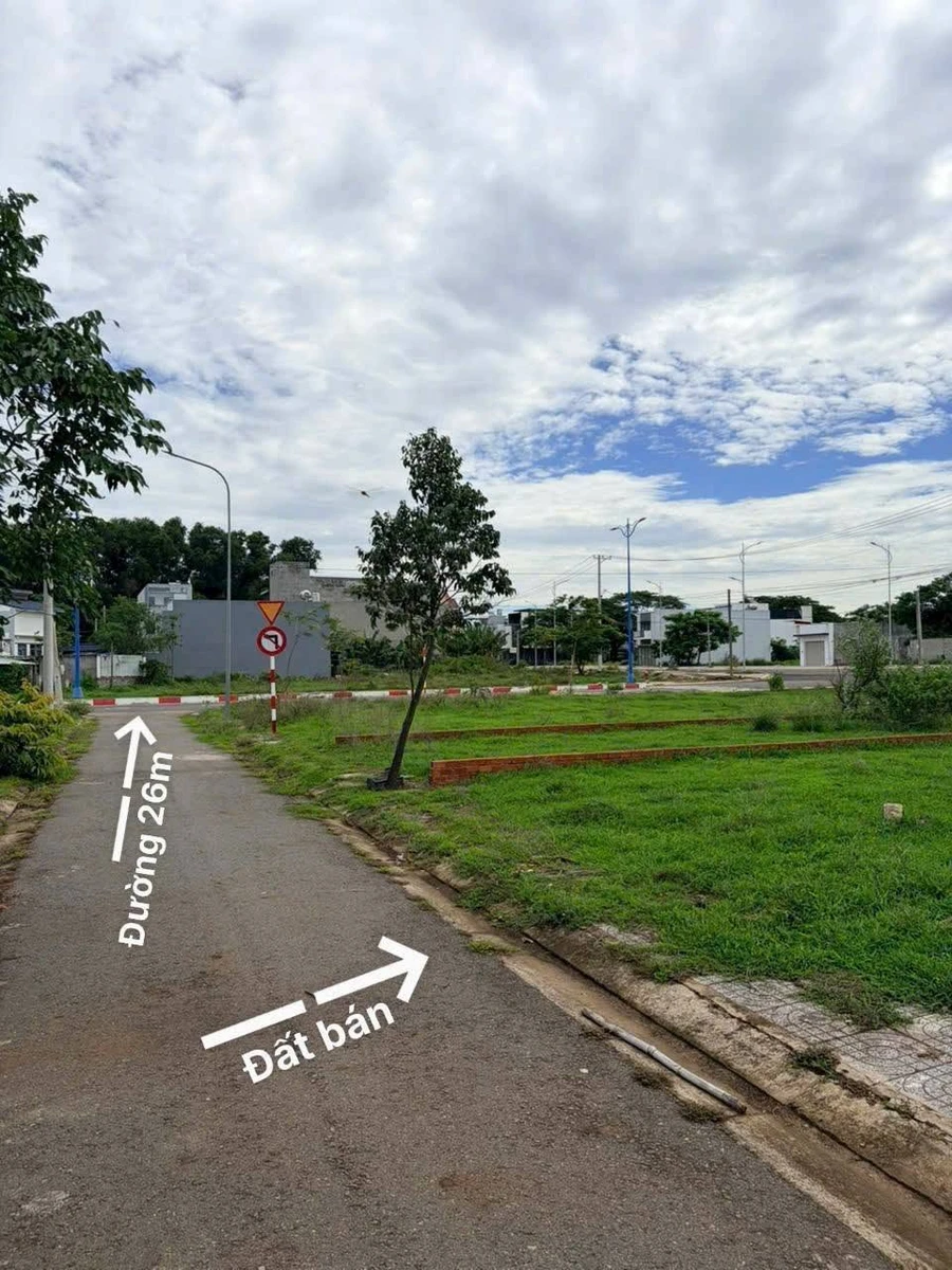 Bán gấp đất 114m² (6x19) Lan Anh 1, Hòa Long, TP Bà Rịa, giá 1,6 tỷ - Ảnh 1