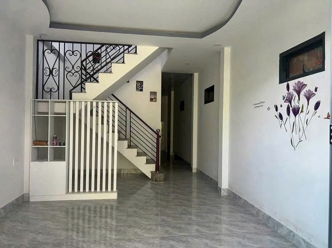 Bán nhà Phú Nhuận 1 trệt 1 lầu 96m² 2PN 2WC 1 tỷ 3 - Ảnh thu nhỏ 3
