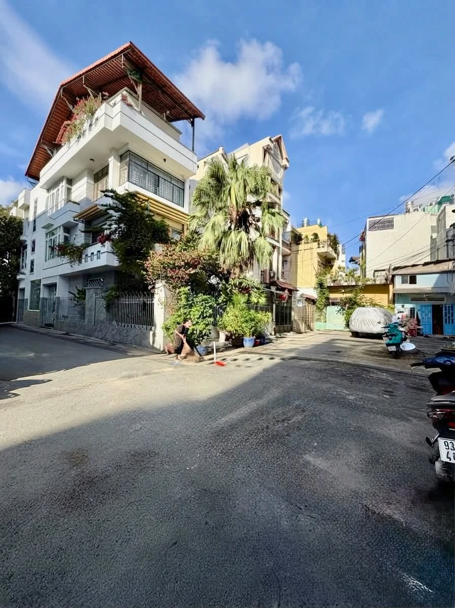 Bán nhà 84m² hai mặt hẻm Phan Đăng Lưu, Phú Nhuận 13 tỷ - Ảnh 1