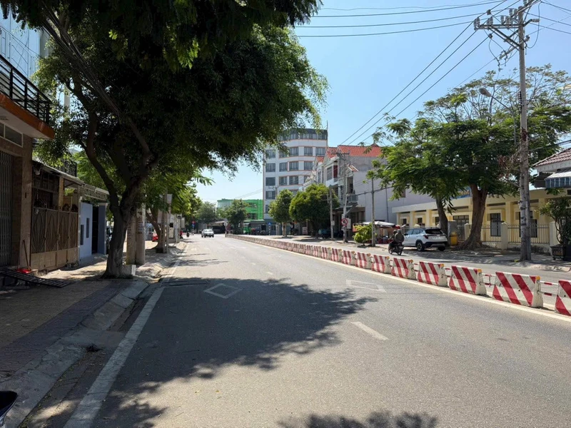Bán shophouse mặt tiền Trần Phú Phan Rang 107,9 m²