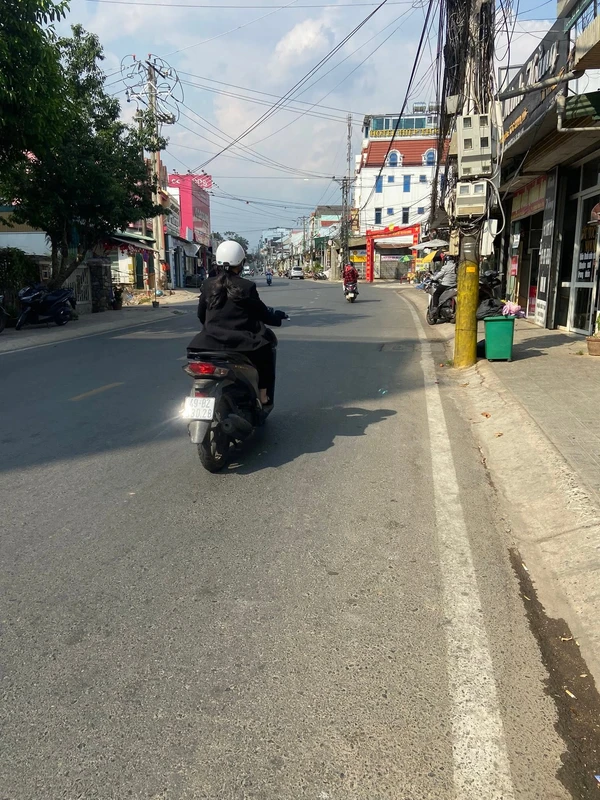 Bán khách sạn mặt tiền Mê Linh, Đà Lạt, 169m2, 25 tỷ