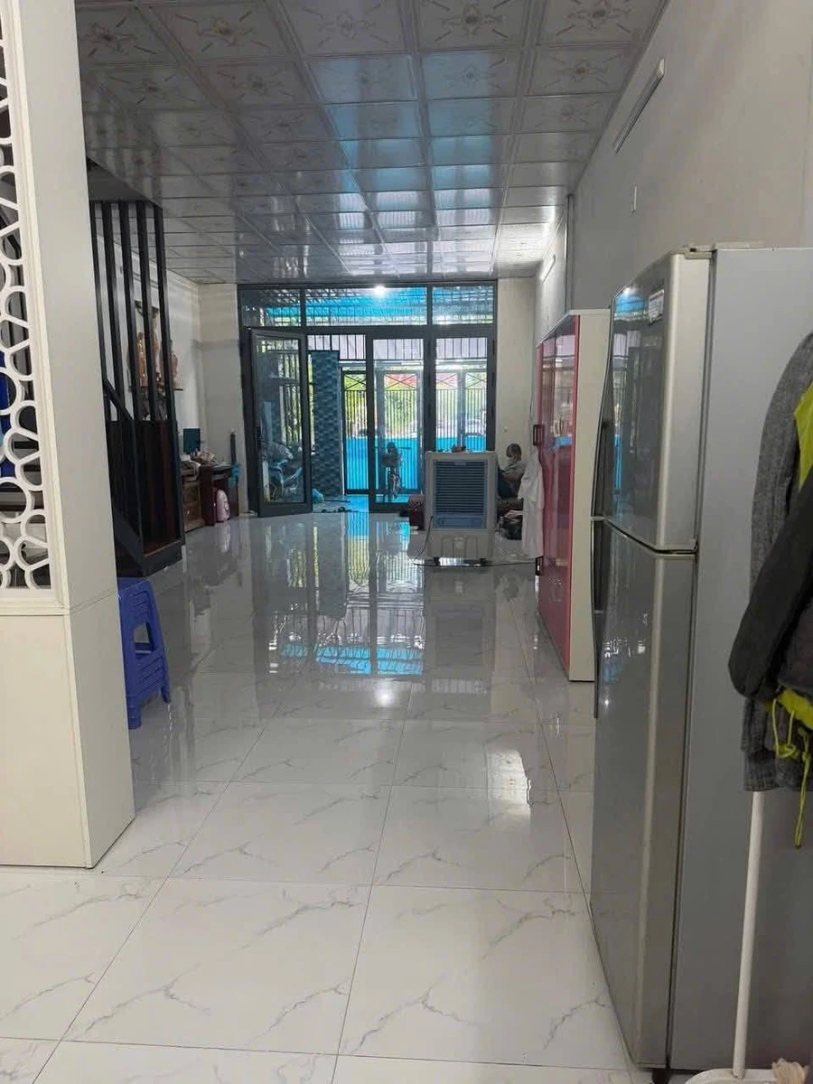 Bán nhà 2 tầng mặt tiền Lê Sao 90m Bình Chánh 4 tỷ - Ảnh thu nhỏ 3