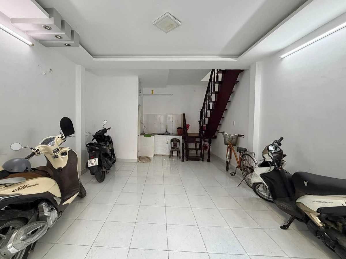 Bán nhà hẻm ô tô Bùi Đình Tuỷ, Bình Thạnh, 31.5m², 5.6 tỷ - Ảnh thu nhỏ 4