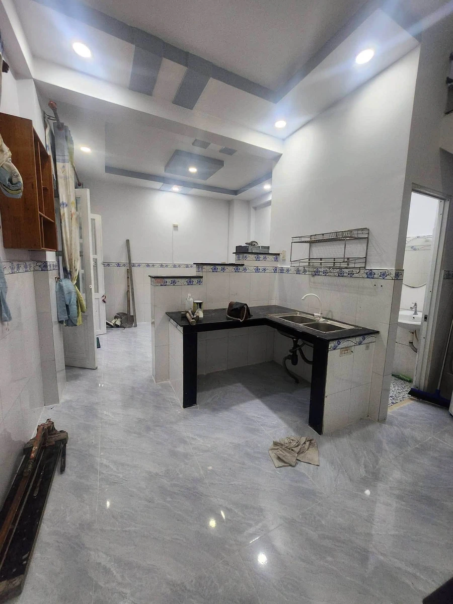 Bán nhà 2 phòng ngủ 30m² tại Dĩ An giá 1 tỷ 130 triệu - Ảnh thu nhỏ 4